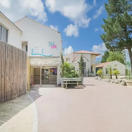 Mobile With Plancha & Pool Access *